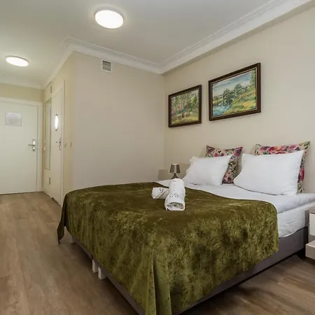 Zamorski By The Sea Bed and breakfast 3*