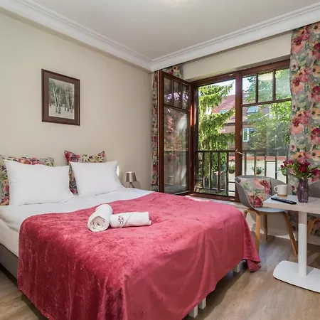 Bed and breakfast Zamorski By The Sea