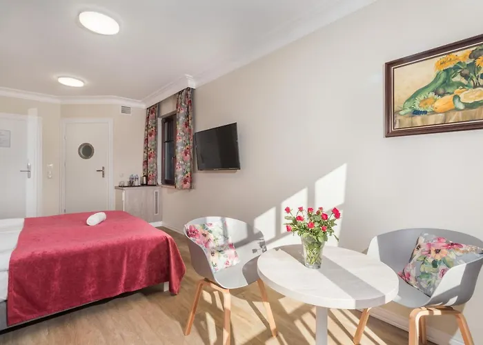 Zamorski By The Sea Bed & Breakfast 3*