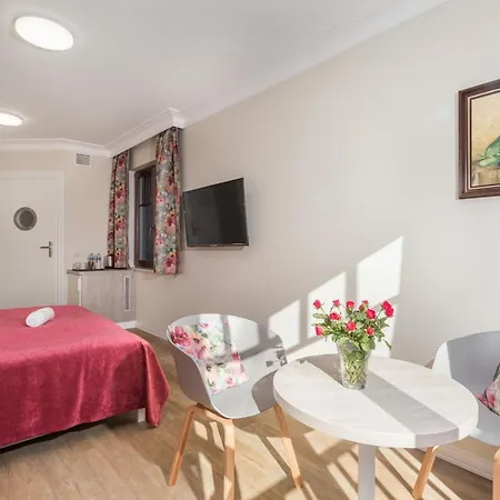 Zamorski By The Sea Bed & Breakfast *