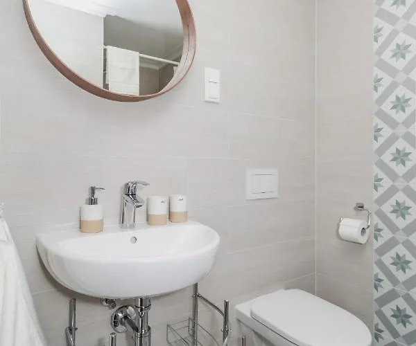 Zamorski By The Sea Panzió 3*